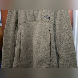 Northface pull quarter-zip pullover